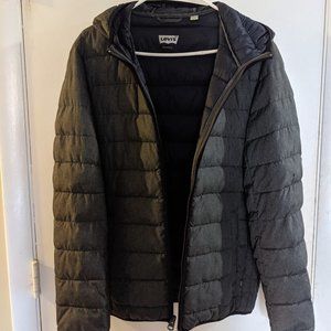 LEVI'S LIGHTWEIGHT PACKABLE PUFFER